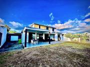 Vente Maison 8 pièces 140 m2 Saint Pierre