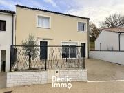 Vente Maison 8 pièces 195 m2 Saint benoit