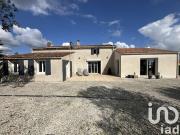 Vente Maison 8 pièces 209 m2 Les Magnils Reigniers