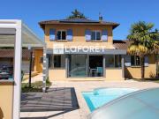 Vente Maison 8 pièces 209 m2 Montmerle sur saone