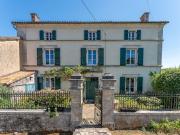 Vente Maison 8 pièces 209 m2 Ventouse