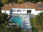 Vente Maison 8 pièces 220 m2 Aigondigné