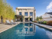 Vente Maison 8 pièces 235 m2 La Varenne Saint Hilaire