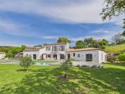 Vente Maison 8 pièces 250 m2 Plan de la Tour