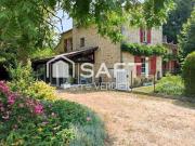 Vente Maison 8 pièces 255 m2 Saint Laurent d'Arce