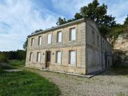 Vente Maison 8 pièces 280 m2 Bourg sur gironde