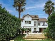 Vente Maison 8 pièces 280 m2 Nogent sur Marne