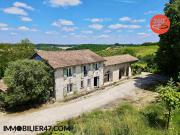 Vente Maison 8 pièces 285 m2 Laugnac
