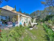 Vente Maison 8 pièces 285 m2 Nimes