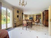 Vente Maison 8 pièces 292 m2 Le Plessis Trévise
