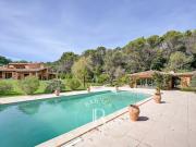 Vente Maison 9 pièces 245 m2 Aix en Provence