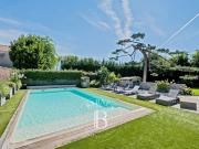 Vente Maison 9 pièces 270 m2 Le Bouscat