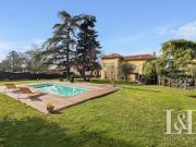 Vente Maison 9 pièces 280 m2 Reventin Vaugris