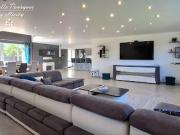 Vente Pavillon 11 pièces 280 m2 Saint eugene