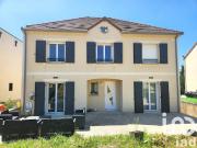 Vente Pavillon 6 pièces 154 m2 Crécy la Chapelle