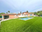 Vente Pavillon 7 pièces 200 m2 Frejus