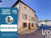 Vente Propriété 11 pièces 275 m2 Saint Amant Roche Savine