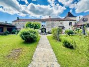 Vente Propriété 12 pièces 400 m2 Larnagol