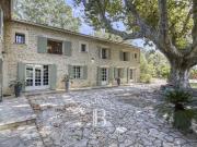 Vente Propriété 13 pièces 500 m2 Vacqueyras