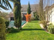 Vente Propriété 7 pièces 198 m2 Descartes