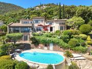 Vente Propriété 7 pièces 241 m2 Cavalaire sur Mer Vente Propriété 7 pièces 241 m2 Cavalaire sur Mer