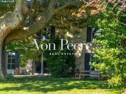 Vente Propriété 7 pièces 250 m2 Avignon