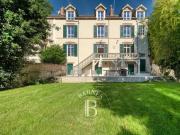 Vente Propriété 7 pièces 253 m2 Fontainebleau