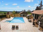 Vente Propriété 8 pièces 240 m2 Hautefort