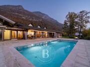 Vente Propriété 8 pièces 316.15 m2 Annecy