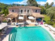 vente villa 12.00 Pièce s