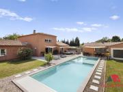 Vente Villa 12 pièces 354.56 m2 Châteauneuf le Rouge