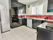 Vente Villa 5 pièces 142 m2 Saint Uze