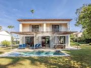 Vente Villa 5 pièces 163.3 m2 Antibes