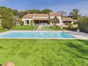 Vente Maison 5 pièces 283 m2 Plan de la Tour