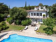 Vente Villa 7 pièces 240 m2 Grimaud