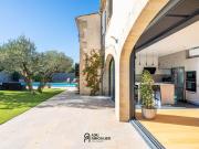 Vente Villa 7 pièces 280.5 m2 Uzès