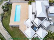 Vente Villa 8 pièces 300 m2 Petit bourg Vente Villa 8 pièces 300 m2 Petit bourg