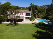 Vente villa de 250 m2 dans un domaine sécurisé de...