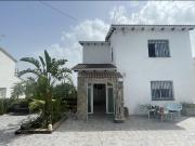 Verano infinito en tu propio chalet con piscina en Comarruga