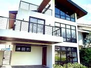 VERDANA HOMES MAMPLASAN Brand New 3 Storey Glass House...