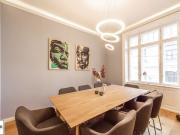 Vereinsstiege 4: 3 Zimmer Altbauwohnung voll möbliert /...