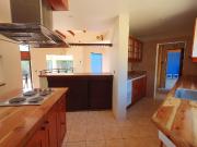 Veridika vende amplia casa en condominio