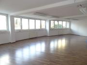 Verkehrsgünstig gelegene und barrierefrei erreichbare...