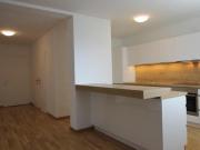 vermiete top Wohnung, 86m2, 3 Zi, Balkon, neu renoviert
