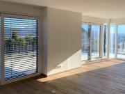 VERMIETET Neuwertiges Penthouse mit großer Dachterrasse...