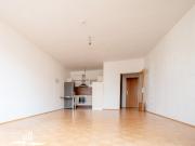 VERMIETET: Wunderschöne, helle 2 Zimmer Wohnung in Uni...