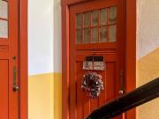 Vermietete 2 Zimmer Altbauwohnung mit sonnigem Balkon in...