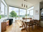 Vermietete 3 Zimmer Wohnung mit Blick ins Grüne & PKW...