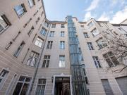 Vermietete Gründerzeit Dachgeschoss Wohnung: 3 Zimmer...