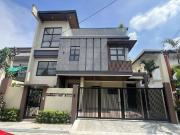 Vermont Park House and Lot with Swimming Pool For Sale...